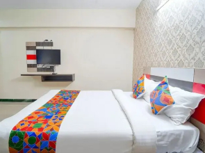 Fabhotel Grand Castle