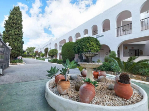 Azahara1 Beautiful apartment frontline golf