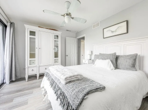 The Shores Lake View Condo Unit 5574