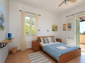 Alonissos 4-bedroom Large Villa With Private Pool