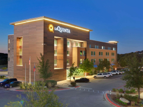 La Quinta Inn & Suites by Wyndham Lakeway