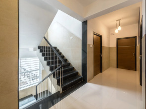 Treebo Premium Corner Stay