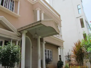GUEST INN Home Stay