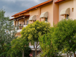 Phyllis Maisonettes