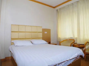 Changfeng Hotel