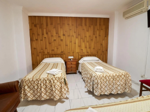Hotel Virgen de los Reyes