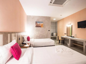 Leaves Valley Resort