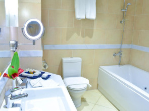 Parrotel Lagoon Waterpark Resort