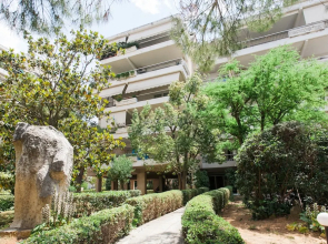 Alluring 2BR Apartment in Marousi