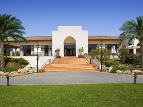 Impressive Playa Granada Golf