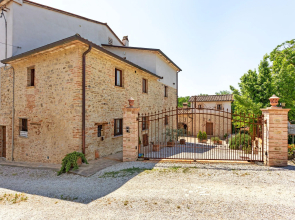 Tranquil Stay in the Heart of Umbria