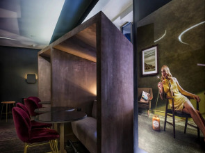 Hotel Marignan Champs - Elysées