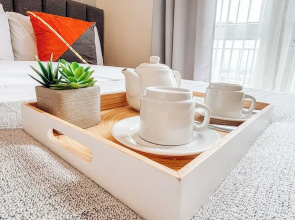 Luxe City Studio Hideaway