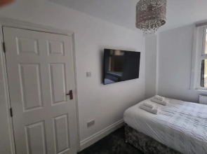 Granada Apartments Derby Road