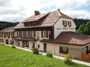 Logis Hôtel les Arobiers