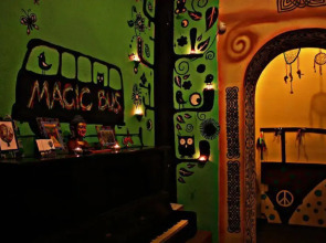 Magic Bus Киев Хостел