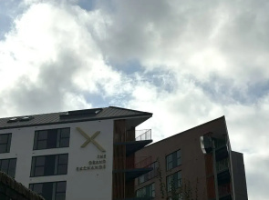 Modern 2 bed With Parking - Grand Exchange Bracknell