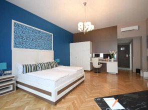 The Honest Budapest by Chic & Basic