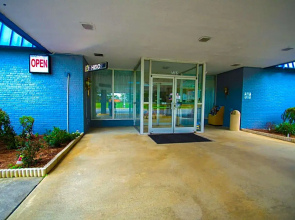 121 Motel