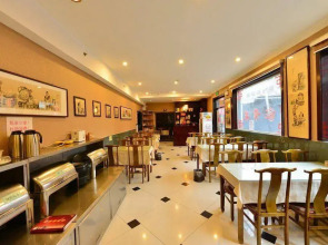East Sacred Hotel-near Beijing Tiananmen Square,the Forbidden City,Wangfujing Street-Newly renovated hotel