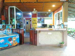 Varee Valley Resort and Restaurant