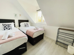 Quartz Apartment in Cambridge