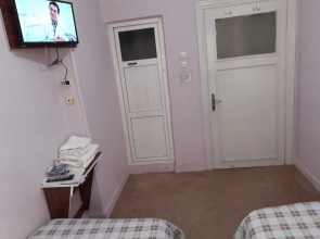 Cinili Hotel