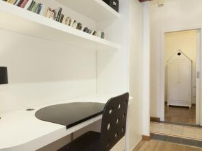 Akira Flats Roger de Flor Chic apartment