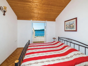 Beautiful Home in Rogoznica With Wifi and 3 Bedrooms