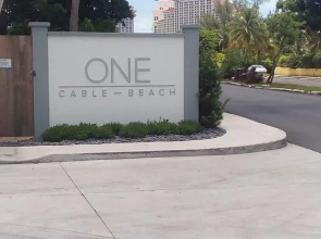 4 Bedroom Cable Beach Condo With Balcony