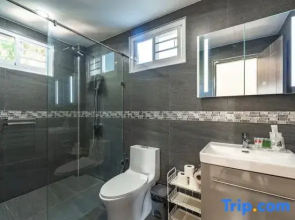 *4Br Pool Villa with Pool Table Near Beaches V161