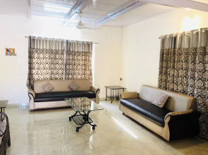 Spicy Mango Malhotra's Pristine Villa