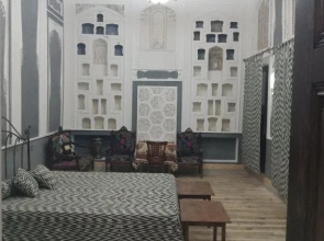 Bibi Khanym Hotel