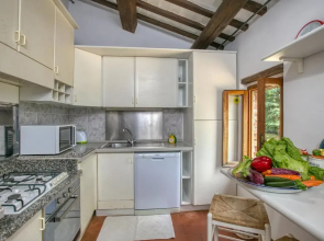 Villa in Amandola With Pool and Garden