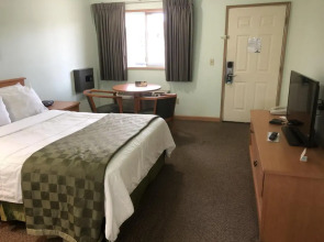 Travelodge by Wyndham Seattle North of Downtown