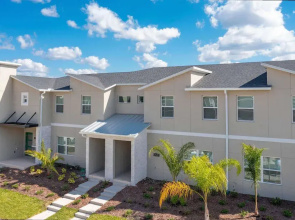 Gorgeous 4 Bd w/ Pool at Champions Gate Resort 1020
