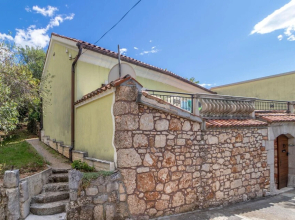 Stunning Home in Grizane With Wifi and 2 Bedrooms