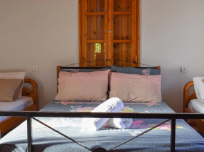 Stone residence/ Amazing seaview 1km to the beach
