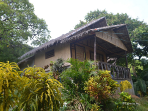 Tapik Beach Park Guest House