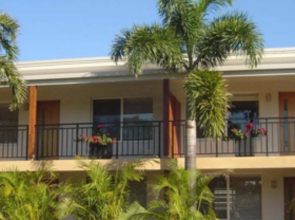 Pelican H2O Apartments