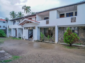OYO 384 Dilena Beach Resort