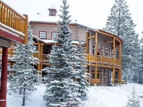 HI Banff Alpine Centre - Hostel