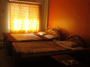 Hotel Samrat Inn