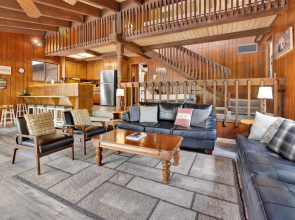 Lakeview Fishing House #121