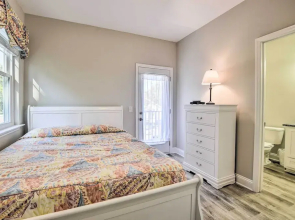Modern Escape in the Heart of Murrells Inlet
