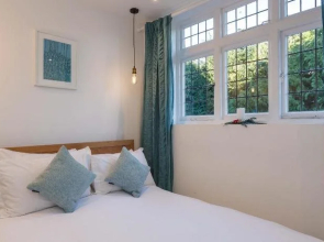 Dale House - Wanderlust Retreats