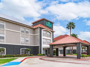 La Quinta Inn & Suites by Wyndham Pharr RGV Medical Center