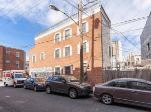 917 S 8th St. · Stylish 3 bedroom home in Bella Vista