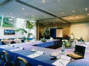 Отель Paris Boulogne