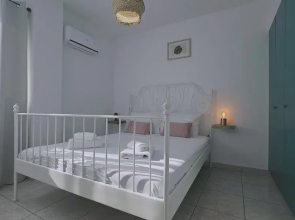 143 LCA - Stay Kastella Beach Apartment